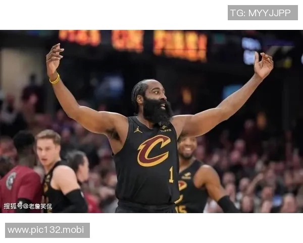 哈登:骑士“很接近”成为争冠球队,健康是能否夺冠的重要因素 哈登:骑士“很接近”成为争冠球队,健康是能否夺冠的重要因素